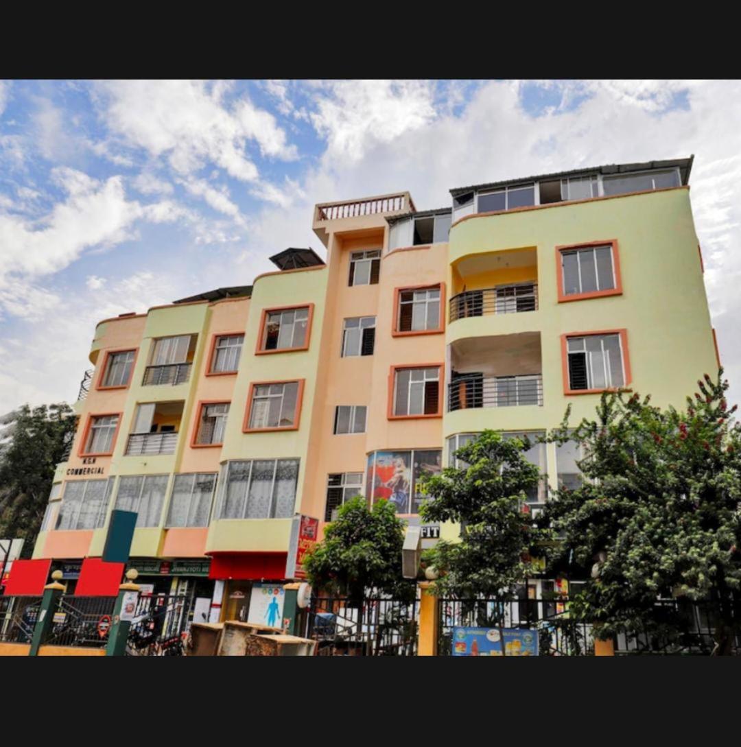 古瓦哈提 Hk Residency酒店 外观 照片